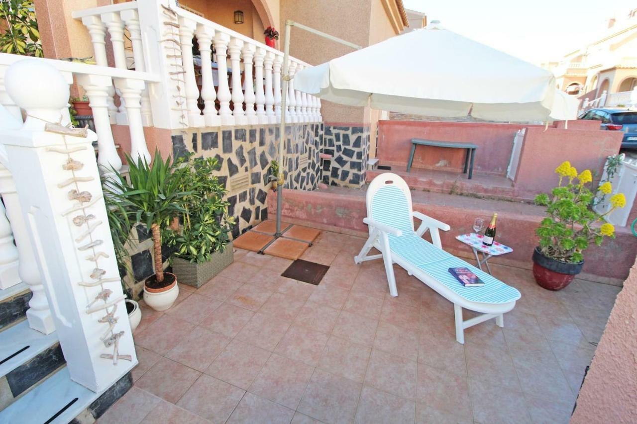 גראן אלקנט Bungalow Con Terraza, Piscina Y Vistas Al Mar מראה חיצוני תמונה
